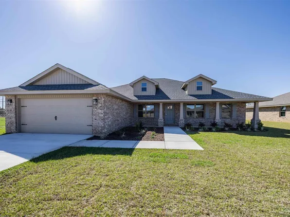 6220 Pineapple Dr, Milton, FL 32570