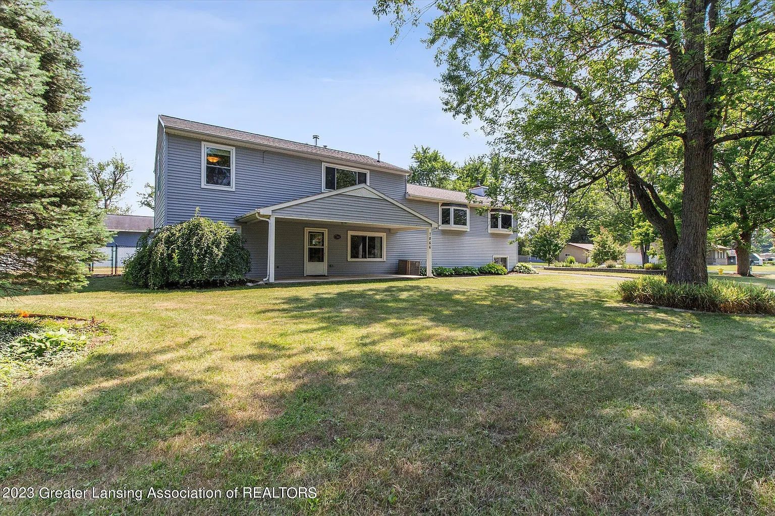 7866 E Greenfield Rd photo 1