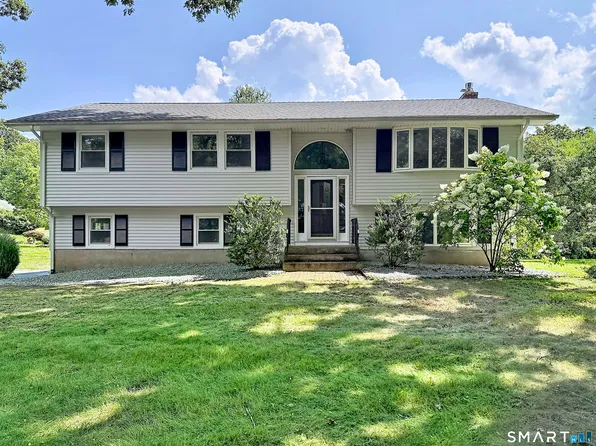 146 Cambridge Drive, Glastonbury, CT 06033