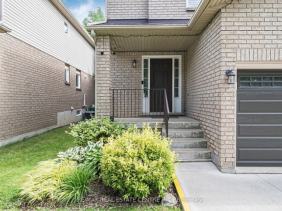 3rd image of 31 Cityview Cres