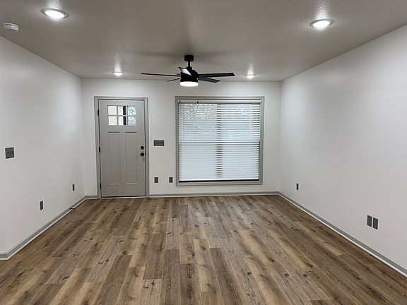 4th image of 2308 Rector Rd