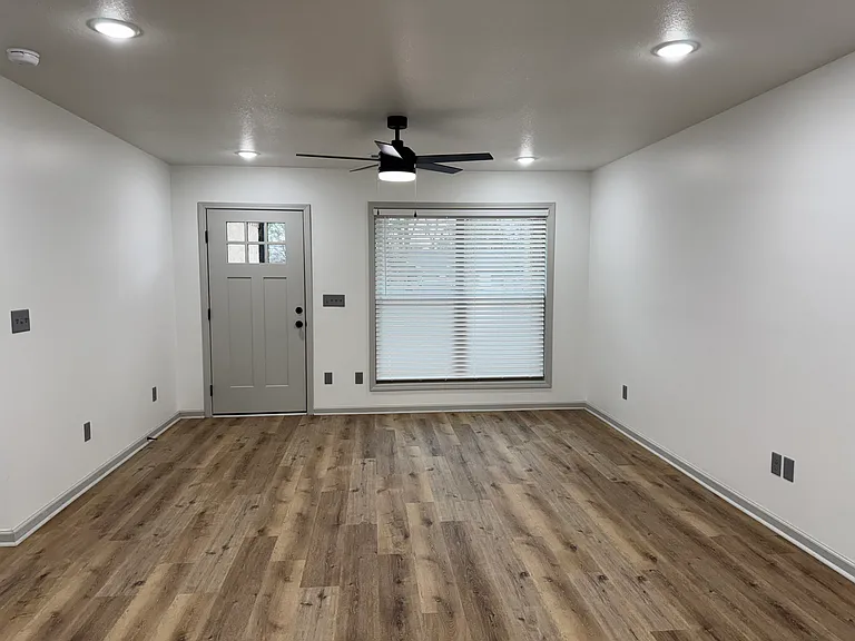 2308 Rector Rd — Photo 4