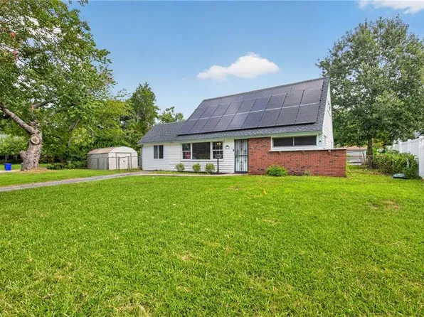 6112 Grimes Ct, Norfolk, VA 23518