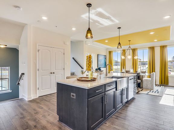 7th image of this home