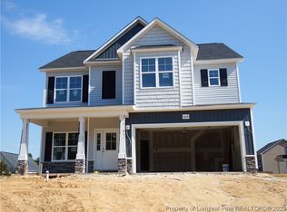 4629 Scenic Pines Dr, Hope Mills, NC 28348
