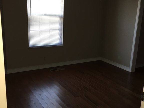 5th image of 1021 Brantley Dr