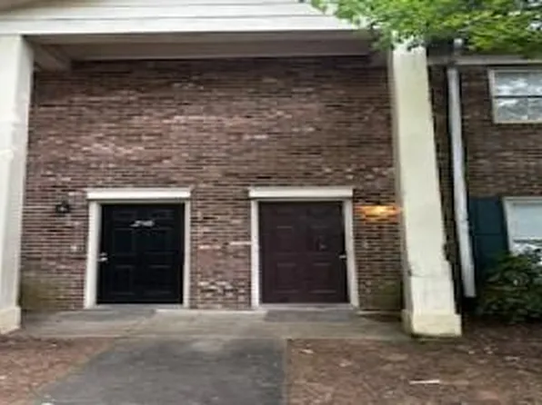 214 Royal Forest Ct, Winston Salem, NC 27104