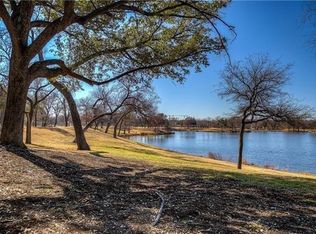 1122 N Zang Blvd #201, Dallas, TX 75203