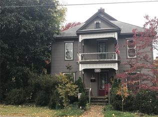 302 SW D St, Bentonville, AR 72712