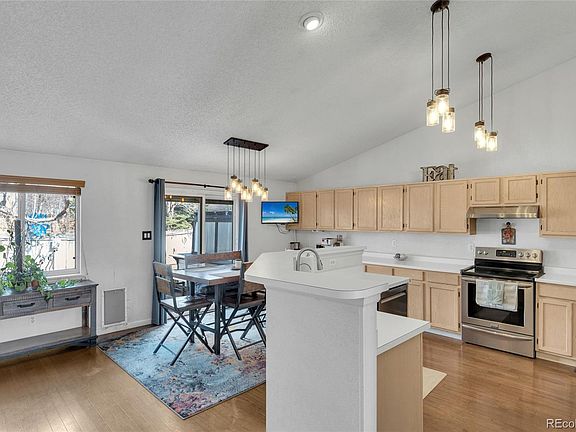 2nd image of 2135 W 135th Avenue
