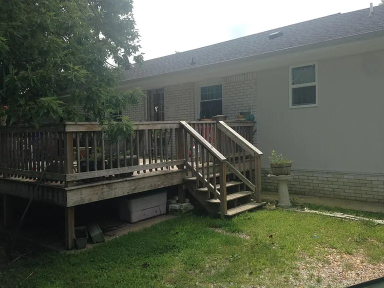 1211 Clearview Dr — Photo 12