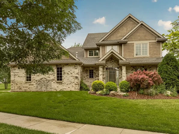 5145 Scenic Oak Dr SW, Rochester, MN 55902