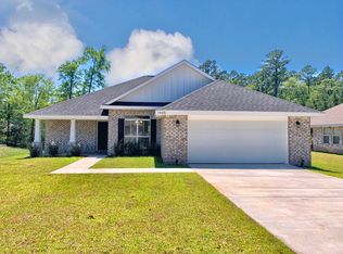14061 Fox Hill Dr, Gulfport, MS 39503