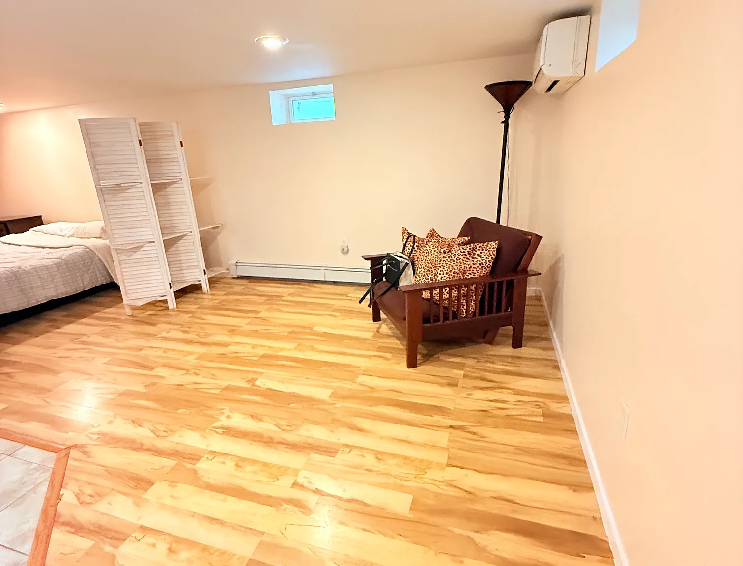 Studio, 500 sqft, $1,800 — Photo 3