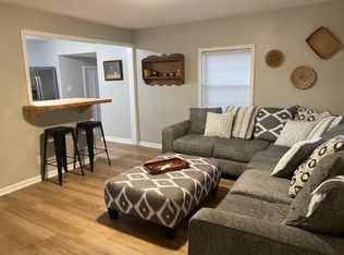 421 Perkins Ave, League City, TX 77573