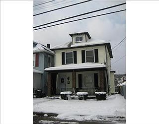 2nd image of 515 N 2nd St