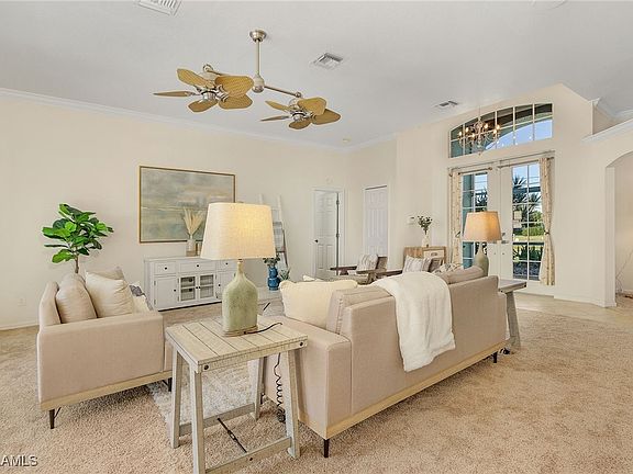 5th image of 2308 SW 28th Ln