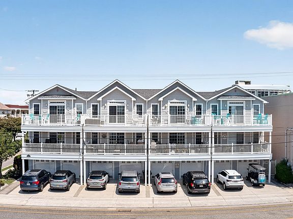 3rd image of 401 E Pine Ave #F