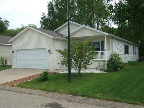 2nd image of 5065 Warbler Way