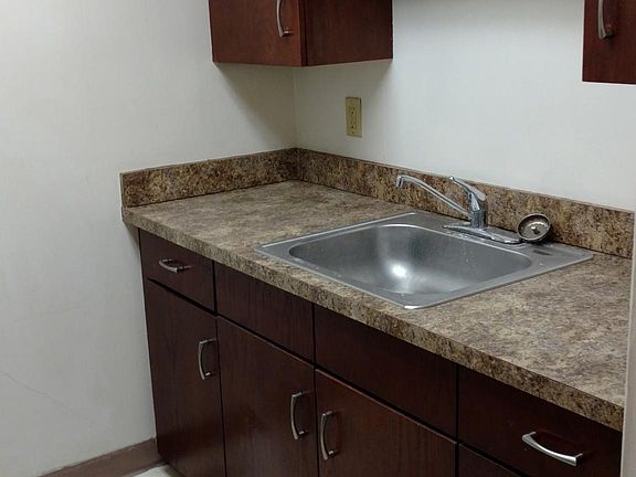 2nd image of 13 E Walnut St #3