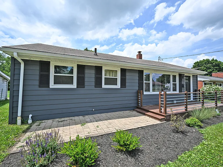 409 Glenn St — Photo 33