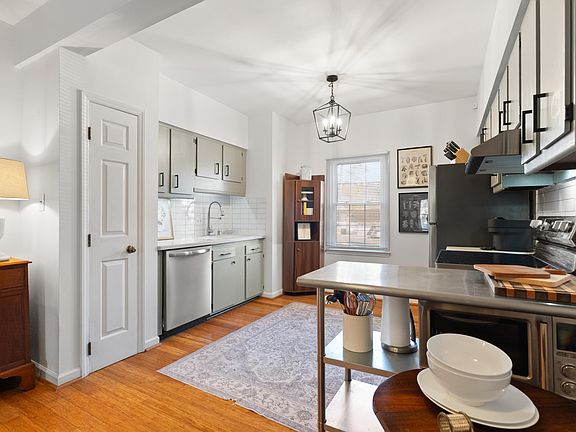 5th image of 6133 Bushmills St