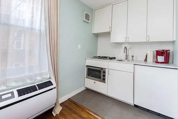 Sold by Brown Harris Stevens | media 11