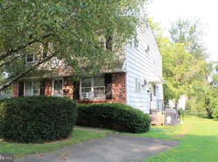 314 Ellis Rd #B, Willow Grove, PA 19090