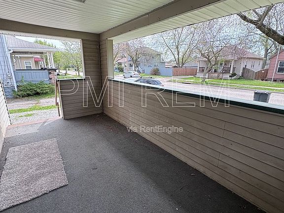 3rd image of 1855 Flint Ave