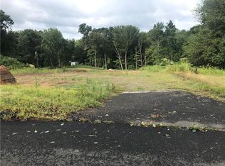 A/805 Maple Hill Rd, Naugatuck, CT 06770