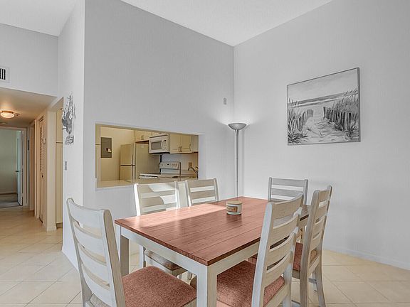 4th image of 4468 NE Ocean Blvd #4468F3