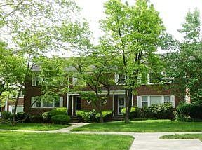 1st image of 75 Lawrence Park Cres