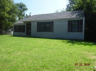 416 S Pine St, Newton, KS 67114