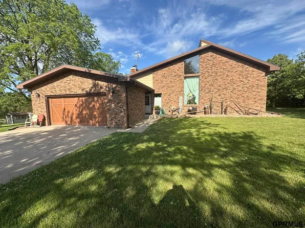 1389 County Road 2500, Wilber, NE 68465