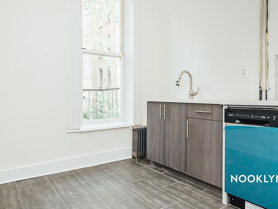 1st image of 443 Hancock St #2D