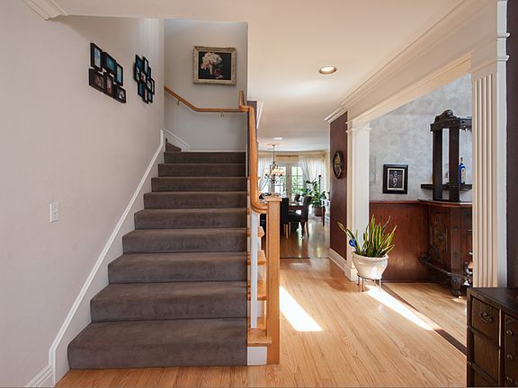 2nd image of 4401 Guildhall Ct