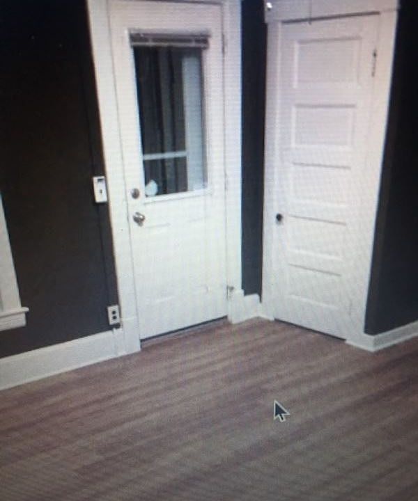 1st image of 1024 1/2 W Erie Ave
