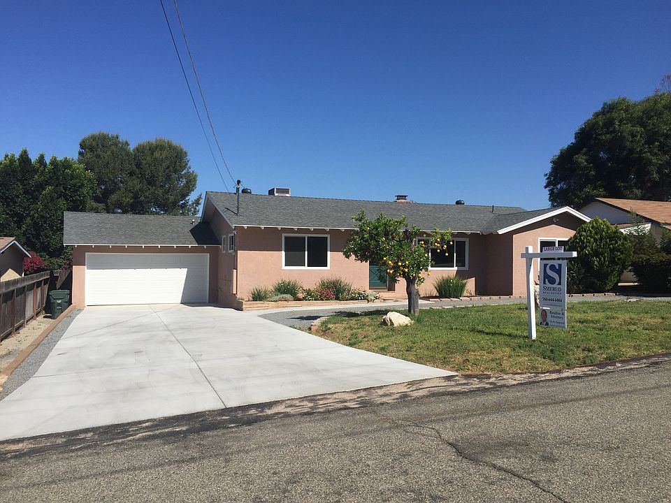 1st image of 1565 Highgrove Dr