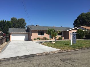 1565 Highgrove Dr, Escondido, CA 92027