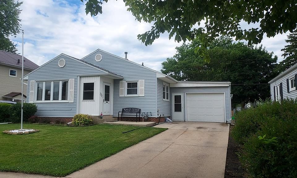 1st image of 1336 S 23rd St