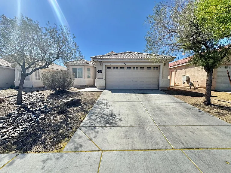 2767 Alderly Ridge Ave — Photo 1