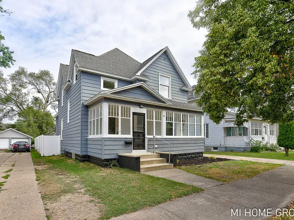 59 W 17th St, Holland, MI 49423