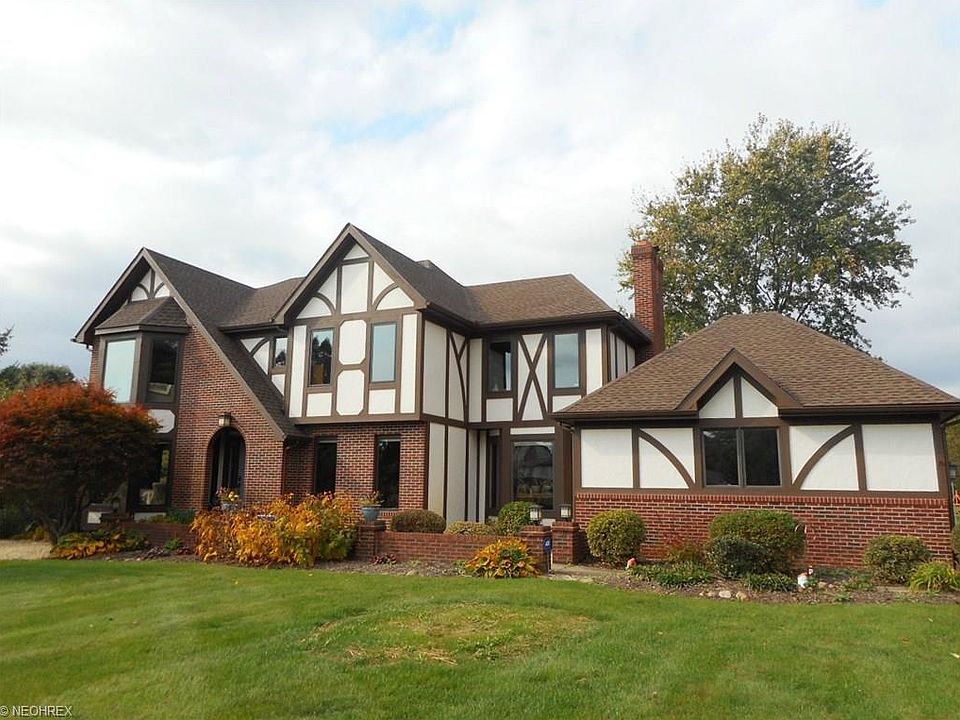 1st image of 950 Bridlewood Dr