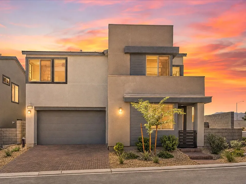10489 Mountain Aster Ave