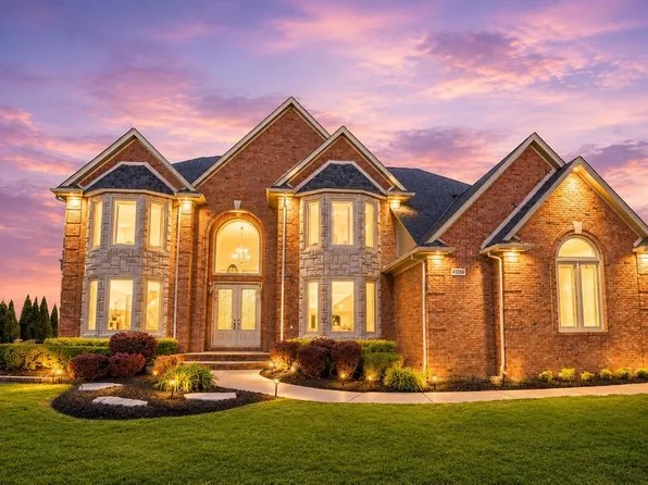 43358 Chester Dr, Sterling Heights, MI 48314