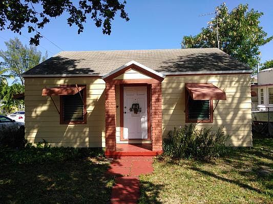 1st image of 1821 N 19th Ave