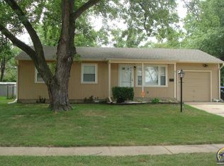 5301 SW 31st St, Topeka, KS 66614