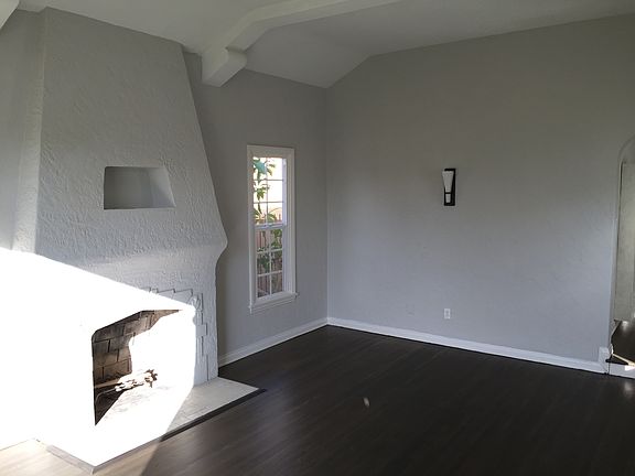 3rd image of 9120 La Salle Ave