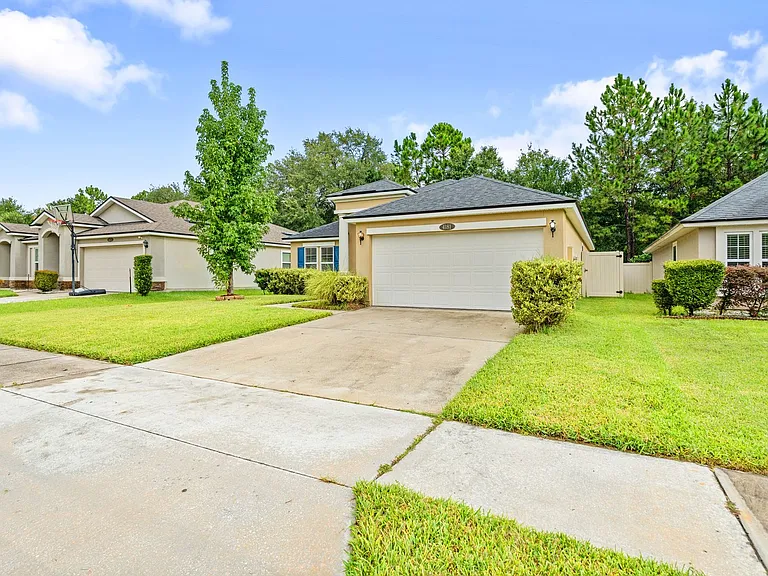 4181 Emilio Ln — Photo 4