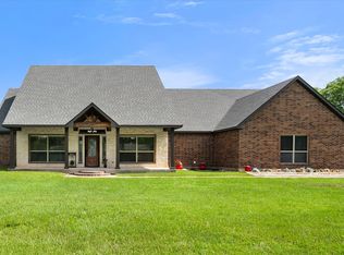 215 Northline Rd, Teague, TX 75860